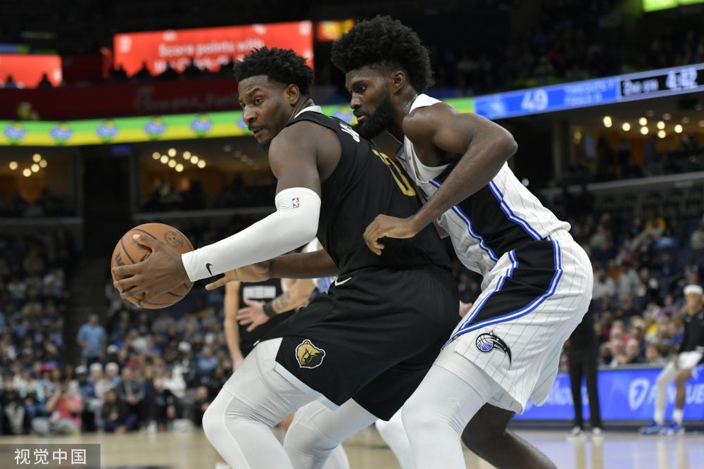 而埃利奥特 而埃利奥特